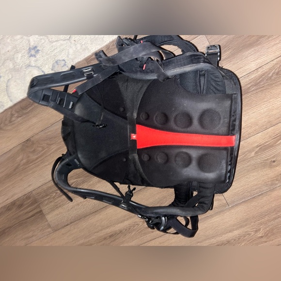 Manfrotto MB PL-MB-120 Backpack (Black) - Picture 4 of 16